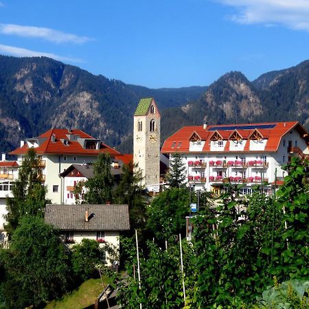 Gasthaus Zum Weissen Kreuz Lazfons Exteriör bild