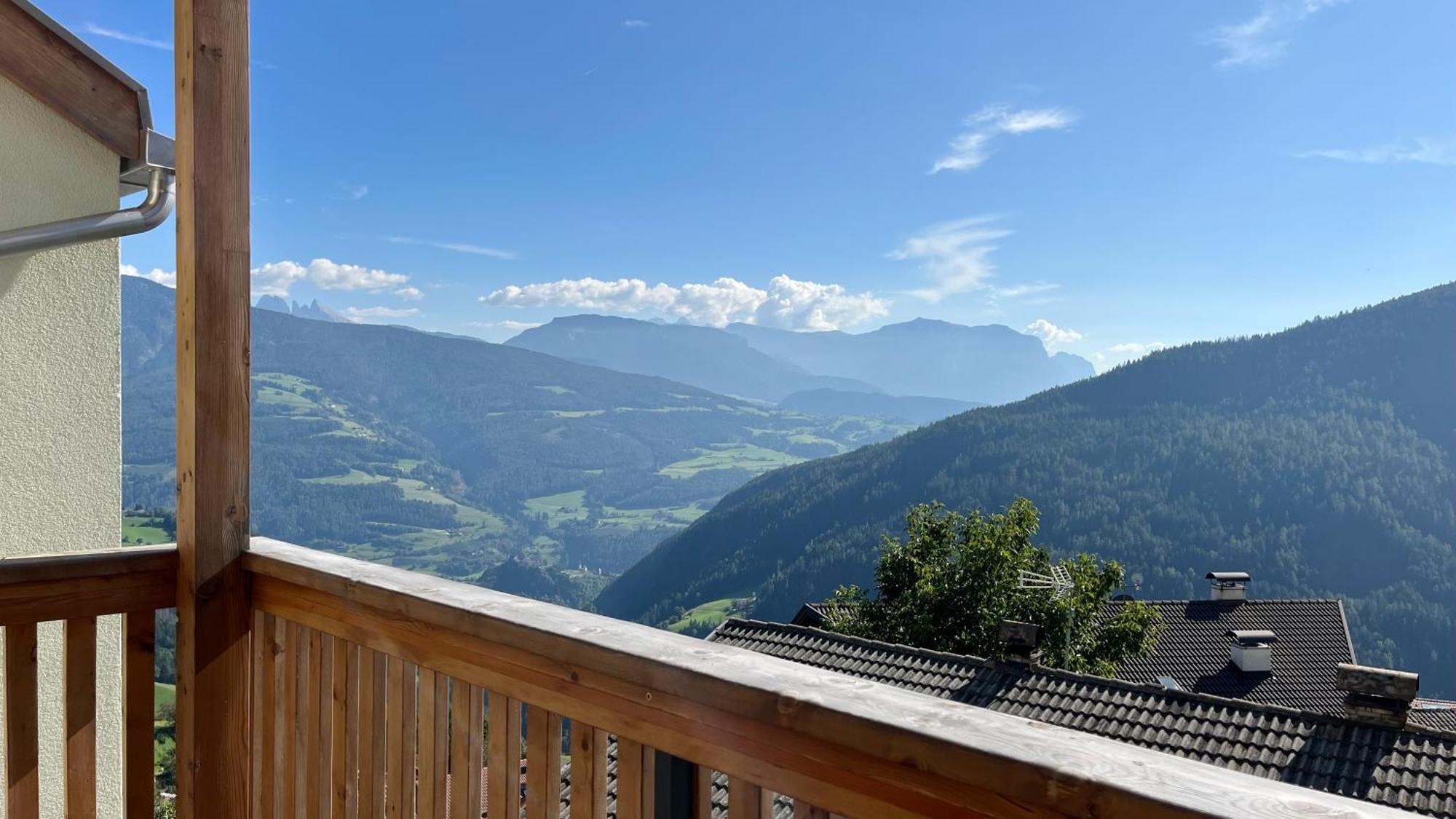 Gasthaus Zum Weissen Kreuz Lazfons Exteriör bild
