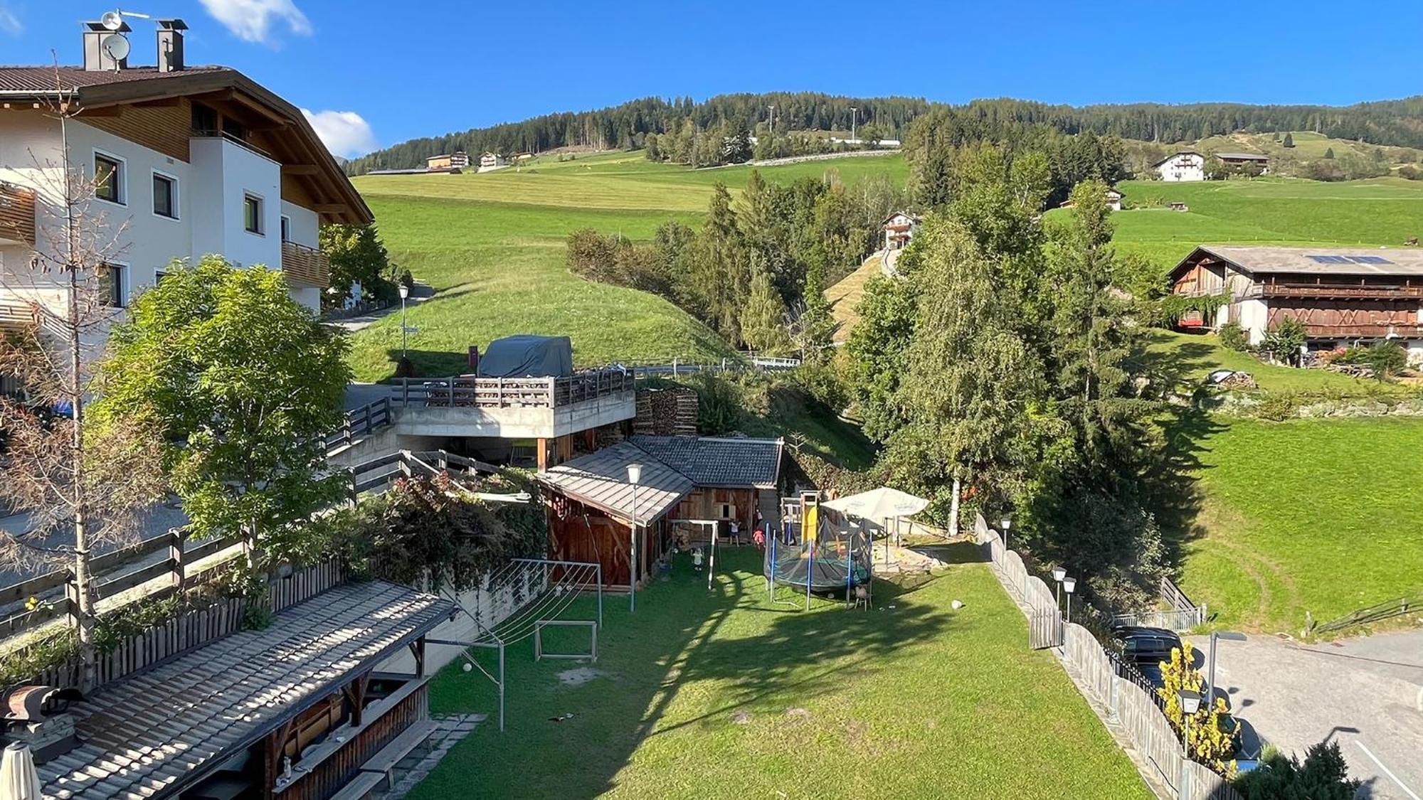 Gasthaus Zum Weissen Kreuz Lazfons Exteriör bild