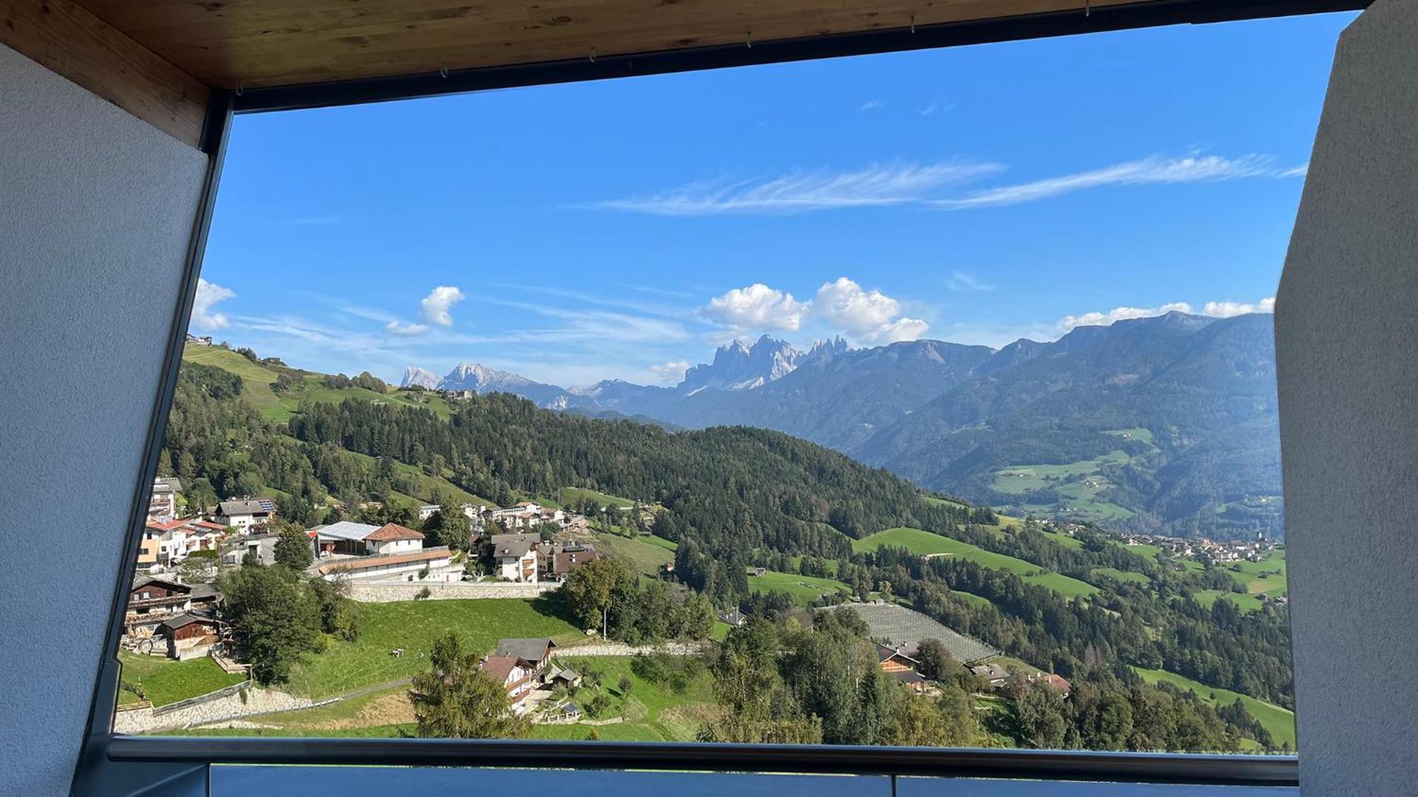 Gasthaus Zum Weissen Kreuz Lazfons Exteriör bild