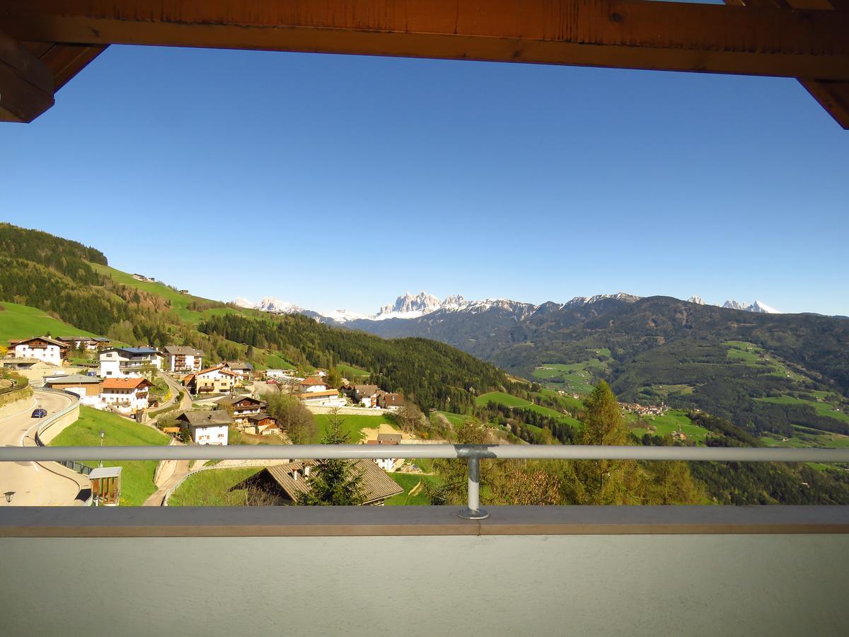 Gasthaus Zum Weissen Kreuz Lazfons Exteriör bild