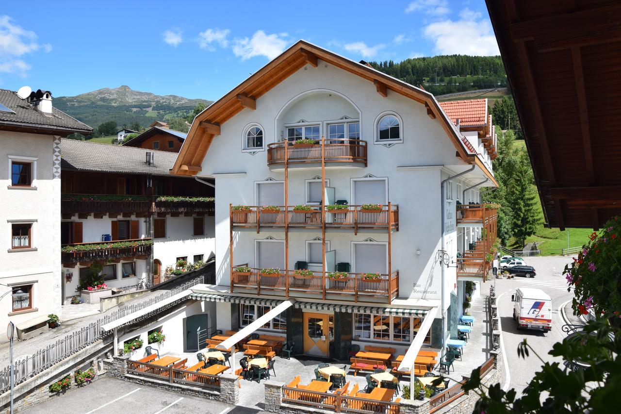 Gasthaus Zum Weissen Kreuz Lazfons Exteriör bild